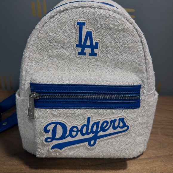 ✨ Loungefly Los Angeles Dodgers White Sequin Mini Backpack - Never Used ✨ - Picture 4 of 5